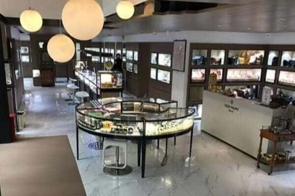 大庆市林甸佳哥鉴酒商行